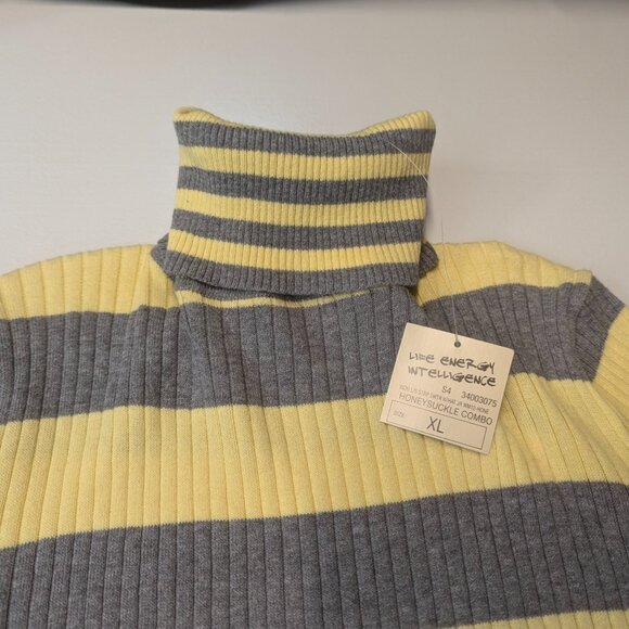 NWT LEI Size Junior XL Gray/Yellow Turtleneck Sweater - Picture 3 of 14
